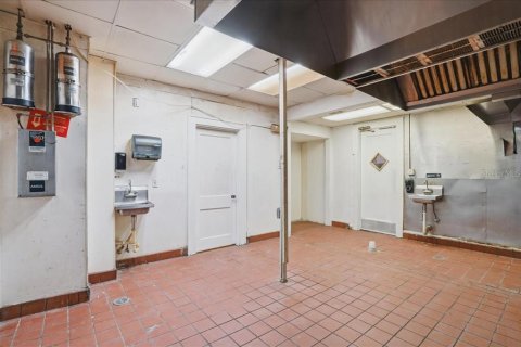 Commercial property in Palmetto, Florida 559.09 sq.m. № 2166029 - photo 24