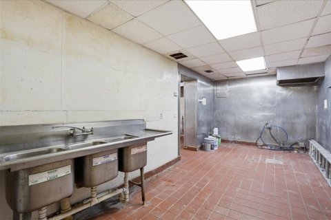 Commercial property in Palmetto, Florida 559.09 sq.m. № 2166029 - photo 22