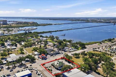 Commercial property in Palmetto, Florida 559.09 sq.m. № 2166029 - photo 3