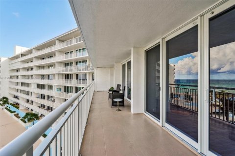 Condominio en venta en South Palm Beach, Florida, 2 dormitorios, 113.71 m2 № 1955690 - foto 17