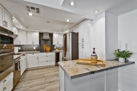 Купить кондоминиум в Саут-Палм-Бич, Флорида 2 спальни, 113.71м2, № 1955690 - фото 27