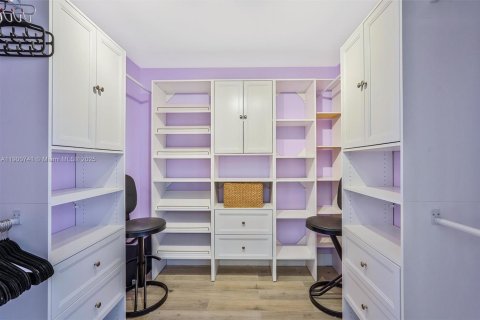 Condo in South Palm Beach, Florida, 2 bedrooms  № 1955690 - photo 12