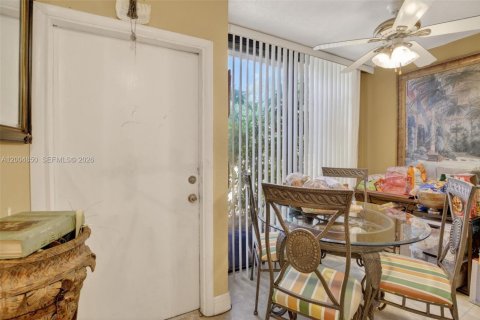 Touwnhouse à vendre à Davie, Floride: 2 chambres, 114.27 m2 № 2073813 - photo 6