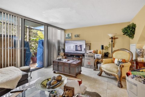 Touwnhouse à vendre à Davie, Floride: 2 chambres, 114.27 m2 № 2073813 - photo 16