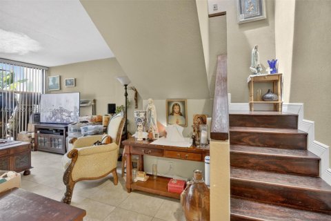 Touwnhouse à vendre à Davie, Floride: 2 chambres, 114.27 m2 № 2073813 - photo 12