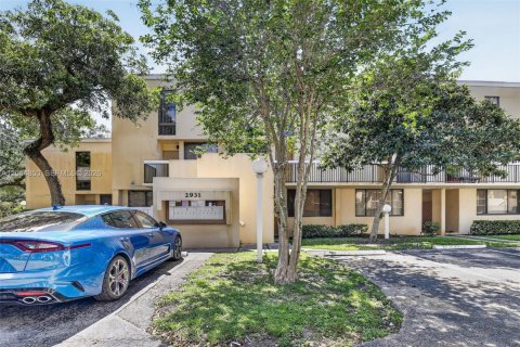 Touwnhouse à vendre à Davie, Floride: 2 chambres, 114.27 m2 № 2073813 - photo 3