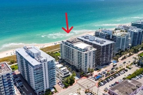 Снять в аренду кондоминиум в Серфсайд, Флорида 4 спальни, 283.91м2, № 1958786 - фото 2