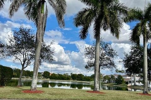 Condominio en Miramar, Florida, 3 dormitorios  № 2076219