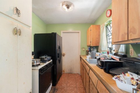 House in Miami Gardens, Florida 3 bedrooms, 103.4 sq.m. № 2083385 - photo 11