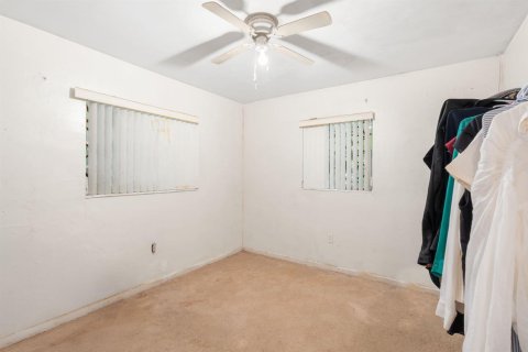 House in Miami Gardens, Florida 3 bedrooms, 103.4 sq.m. № 2083385 - photo 5