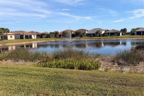 Купить виллу или дом в Лейк-Уорт, Флорида 3 спальни, 186.55м2, № 1995571 - фото 29