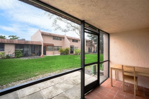 Copropriété à louer à Davie, Floride: 2 chambres, 105.91 m2 № 2045336 - photo 4