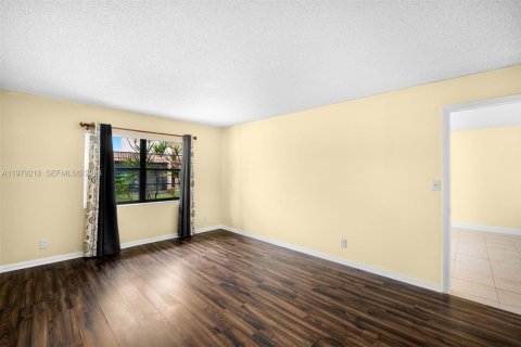 Copropriété à louer à Davie, Floride: 2 chambres, 105.91 m2 № 2045336 - photo 23