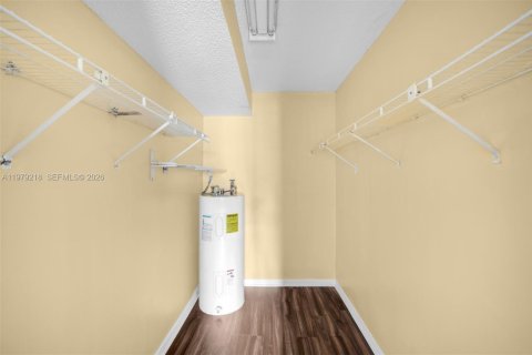 Copropriété à louer à Davie, Floride: 2 chambres, 105.91 m2 № 2045336 - photo 19