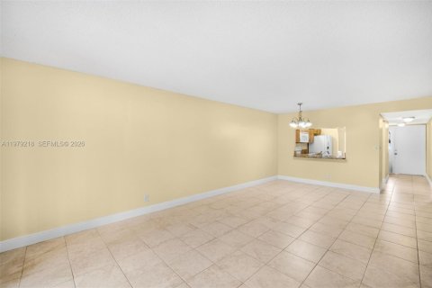 Copropriété à louer à Davie, Floride: 2 chambres, 105.91 m2 № 2045336 - photo 8