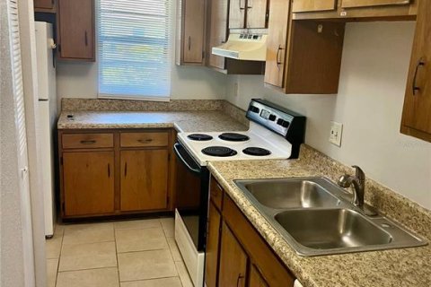 Copropriété à vendre à Gainesville, Floride: 2 chambres, 89.37 m2 № 2105379 - photo 3