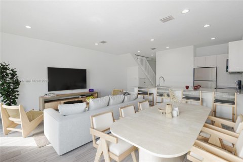 Touwnhouse à louer à Pompano Beach, Floride: 3 chambres, 125.23 m2 № 1820379 - photo 4