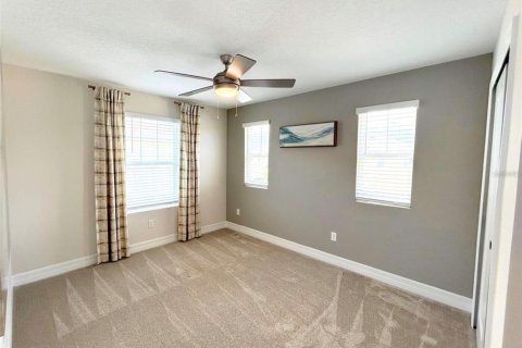 Townhouse in Orlando, Florida 3 bedrooms, 151.71 sq.m. № 2167160 - photo 14