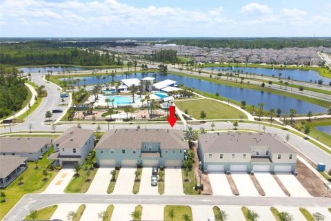 Townhouse in Orlando, Florida 3 bedrooms, 151.71 sq.m. № 2167160 - photo 3