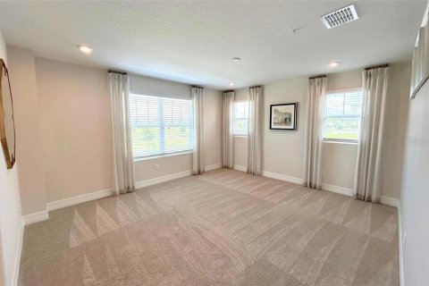 Townhouse in Orlando, Florida 3 bedrooms, 151.71 sq.m. № 2167160 - photo 10