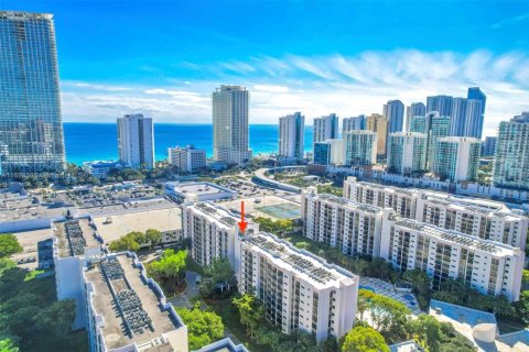 Copropriété à vendre à Sunny Isles Beach, Floride: 1 chambre, 59.46 m2 № 1966204 - photo 7