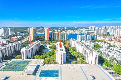 Copropriété à vendre à Sunny Isles Beach, Floride: 1 chambre, 59.46 m2 № 1966204 - photo 30