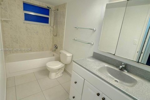 Copropriété à louer à Fort Lauderdale, Floride: 1 chambre, 66.89 m2 № 2386854 - photo 17