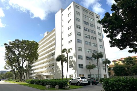 Copropriété à louer à Fort Lauderdale, Floride: 1 chambre, 66.89 m2 № 2386854 - photo 26