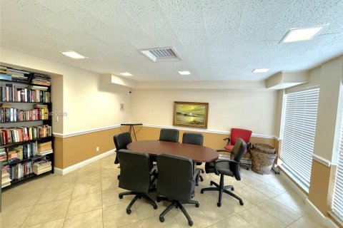 Copropriété à louer à Fort Lauderdale, Floride: 1 chambre, 66.89 m2 № 2386854 - photo 22