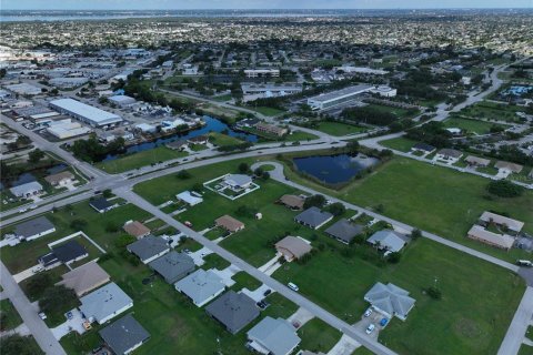 Land in Cape Coral, Florida № 1905454 - photo 12