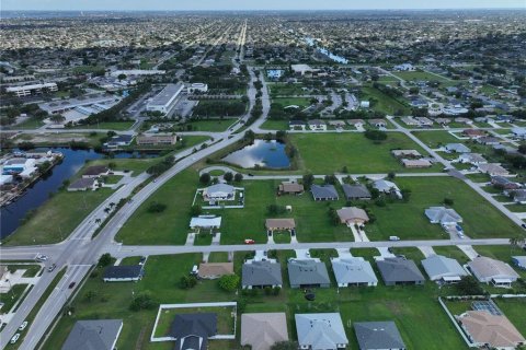 Land in Cape Coral, Florida № 1905454 - photo 30