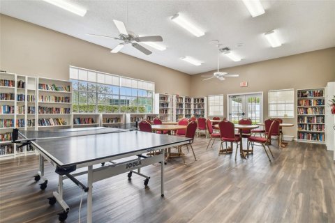 House in Hudson, Florida 4 bedrooms, 288.74 sq.m. № 2438459 - photo 10