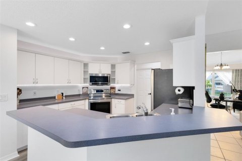 House in Apopka, Florida 3 bedrooms, 157.93 sq.m. № 1871005 - photo 11