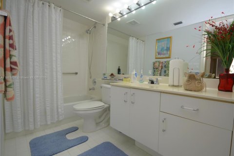 Copropriété à vendre à Tamarac, Floride: 2 chambres, 139.35 m2 № 1979592 - photo 26