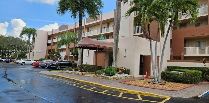 Condo à Tamarac, Floride, 2 chambres  № 1979592