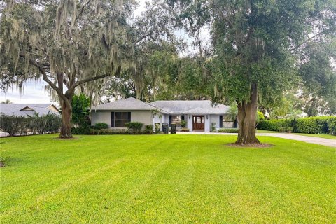 Villa ou maison à vendre à Frostproof, Floride: 3 chambres, 154.5 m2 № 2167121 - photo 10