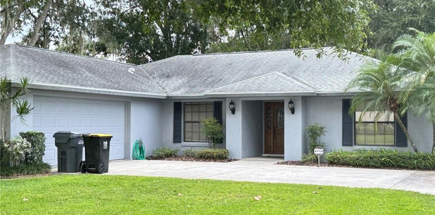 Villa ou maison à Frostproof, Floride 3 chambres, 154.5 m2 № 2167121