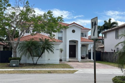 Villa ou maison à vendre à Miami, Floride: 3 chambres, 205.13 m2 № 1775766 - photo 1