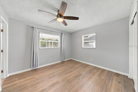 Casa en venta en Pinellas Park, Florida, 3 dormitorios, 109.07 m2 № 2429207 - foto 28