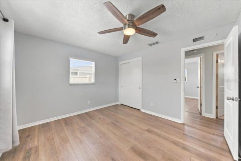 Casa en venta en Pinellas Park, Florida, 3 dormitorios, 109.07 m2 № 2429207 - foto 29