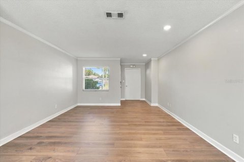 Casa en venta en Pinellas Park, Florida, 3 dormitorios, 109.07 m2 № 2429207 - foto 9