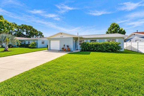 Casa en Pinellas Park, Florida 3 dormitorios, 109.07 m2 № 2429207