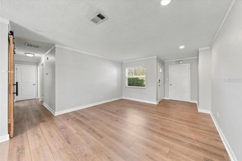 Casa en venta en Pinellas Park, Florida, 3 dormitorios, 109.07 m2 № 2429207 - foto 10