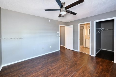 Купить таунхаус в Джэксонвилл, Флорида 3 спальни, 113.71м2, № 1988465 - фото 11