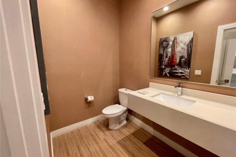 Townhouse in Kissimmee, Florida 4 bedrooms, 218.88 sq.m. № 1657150 - photo 8
