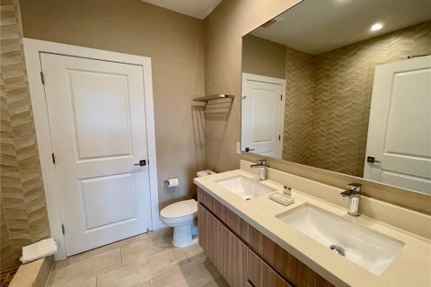 Townhouse in Kissimmee, Florida 4 bedrooms, 218.88 sq.m. № 1657150 - photo 25