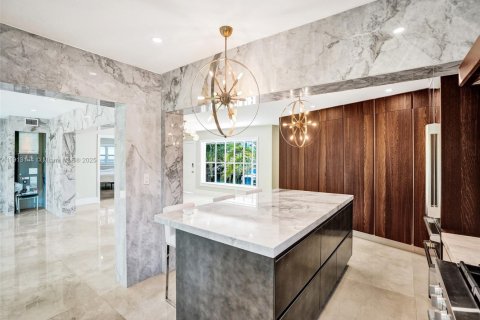 Casa en alquiler en Fort Lauderdale, Florida, 4 dormitorios, 197.7 m2 № 1968777 - foto 14