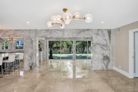 Casa en alquiler en Fort Lauderdale, Florida, 4 dormitorios, 197.7 m2 № 1968777 - foto 8