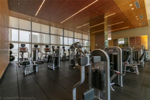 Condo in Miami, Florida, 1 bedroom  № 2002688 - photo 20