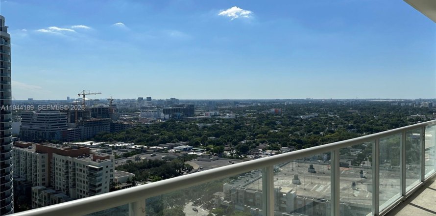 Condo in Miami, Florida, 1 bedroom  № 2002688